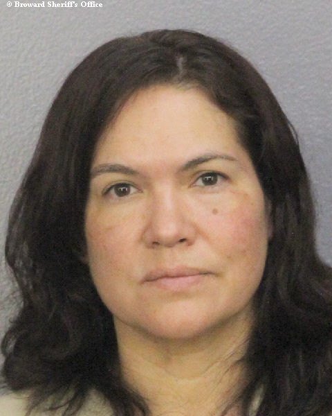  EDA PATRICIA ESCOBAR fotografia del sheriff oficial del condado de Broward