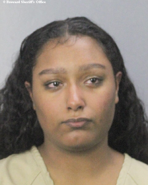  KIANA DELVILLAR fotografia del sheriff oficial del condado de Broward