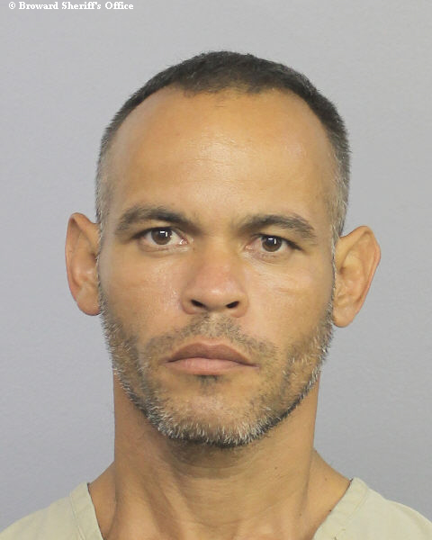  ALDO BUENO fotografia del sheriff oficial del condado de Broward