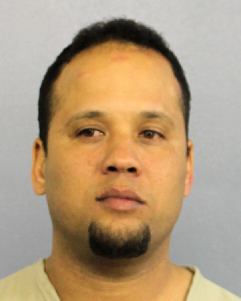  ANGEL MANUEL NIEVES fotografia del sheriff oficial del condado de Broward