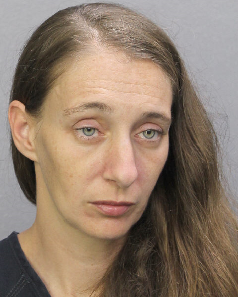  CYNTHIA LYNN CALAGAN fotografia del sheriff oficial del condado de Broward