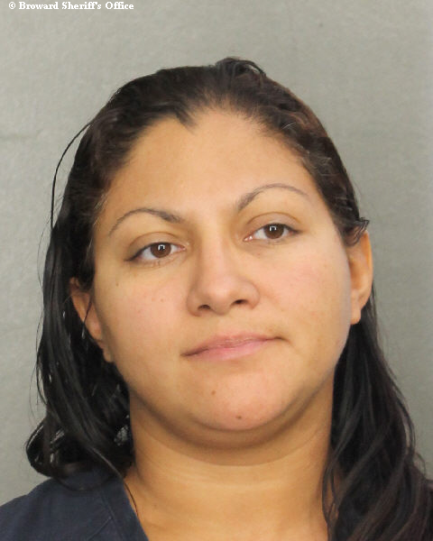  CATALINA MARITSA BRUNO fotografia del sheriff oficial del condado de Broward