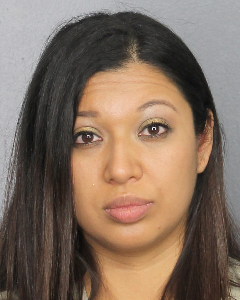  JOCELYN MARIA DOMINGUEZ GARCIA fotografia del sheriff oficial del condado de Broward