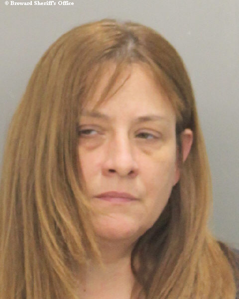  CYNTHIA EMILY SMITH MCNULTY fotografia del sheriff oficial del condado de Broward