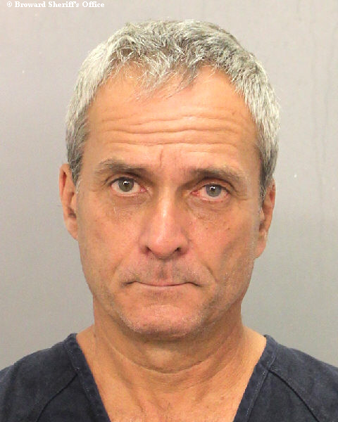  DENNIS JAMES MILLER fotografia del sheriff oficial del condado de Broward