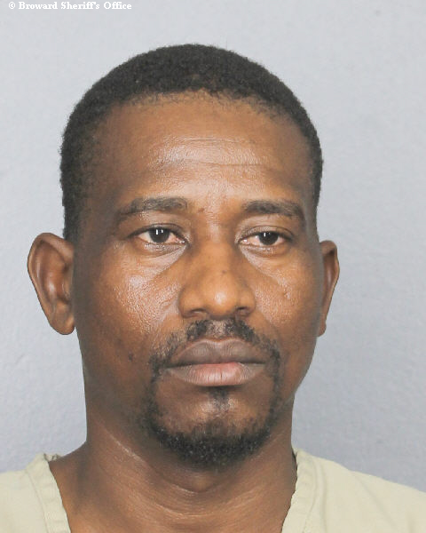  CLAUDY FRAGELIS fotografia del sheriff oficial del condado de Broward