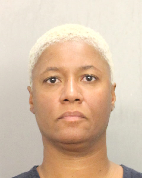  ELNETTA DENISE BROWN fotografia del sheriff oficial del condado de Broward