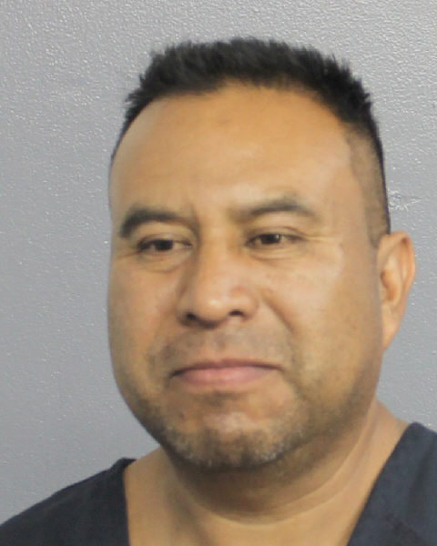  APOLINARIO RISCACCHE CHAY fotografia del sheriff oficial del condado de Broward