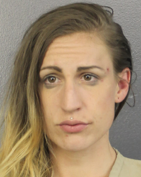  CRYSTAL LYNN CAIRNS fotografia del sheriff oficial del condado de Broward