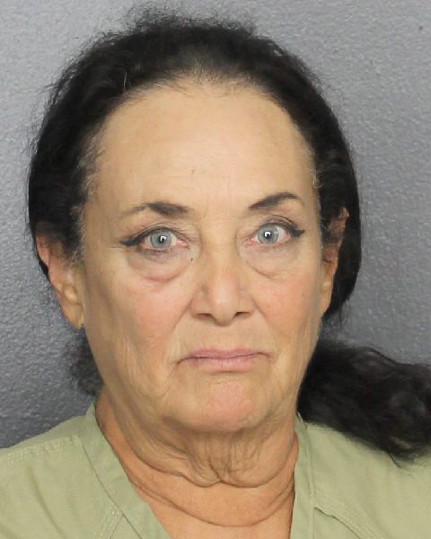  DANI SUE HAMMER Photo