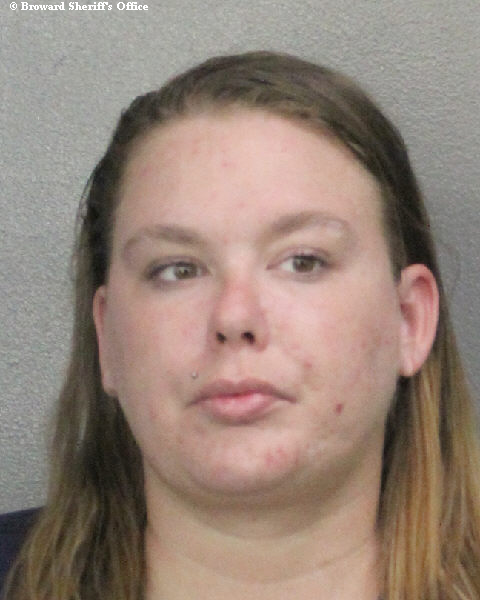 ASHLEY RENEE DORAN fotografia del sheriff oficial del condado de Broward ASHLEY RENEE DORAN fotografia del sheriff oficial del condado de Broward