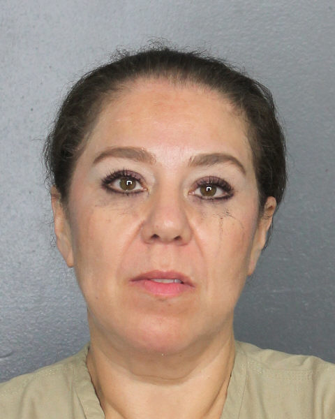  LEYLA ABDALA HOYOS fotografia del sheriff oficial del condado de Broward