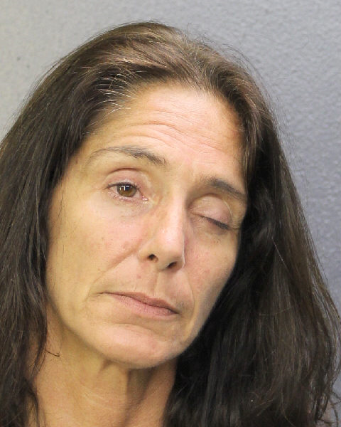  PATRICIA HELEN PEREZ fotografia del sheriff oficial del condado de Broward