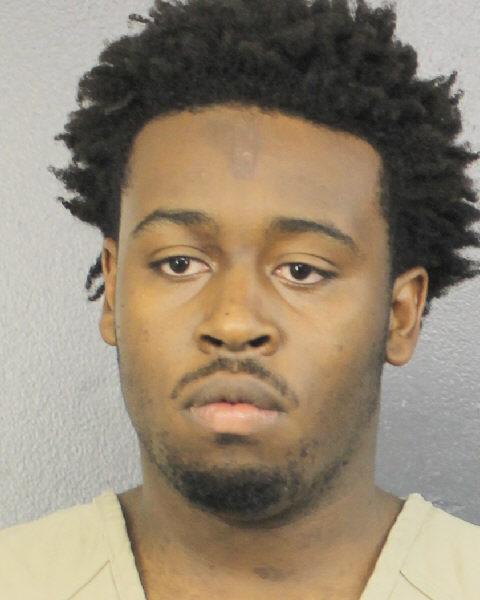  MARC EVENS FILS AIME Photo