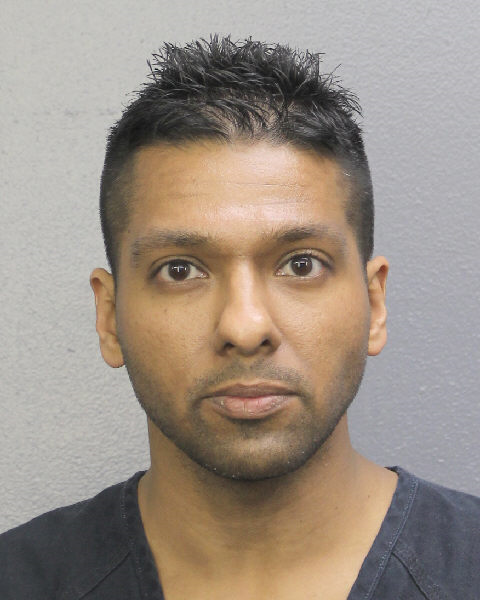  RUCHIR RAJIV CHOKSHI fotografia del sheriff oficial del condado de Broward