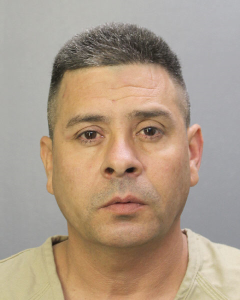  ALAIN ALCALDE HERNANDEZ fotografia del sheriff oficial del condado de Broward