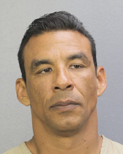  GEORGE DAVID VARGAS fotografia del sheriff oficial del condado de Broward