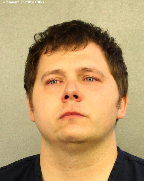  JORDAN ROBERT TUTHILL fotografia del sheriff oficial del condado de Broward