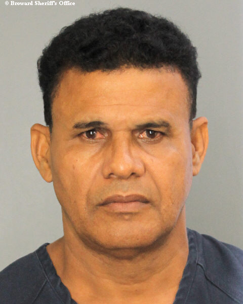 FAUSTO RAMIREZ fotografia del sheriff oficial del condado de Broward FAUSTO RAMIREZ fotografia del sheriff oficial del condado de Broward