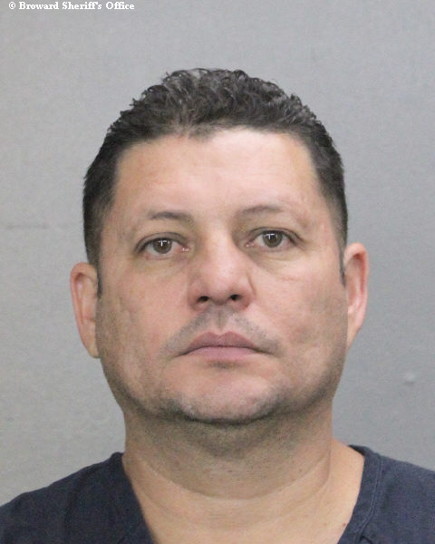  JUAN CARLOS VACCA fotografia del sheriff oficial del condado de Broward