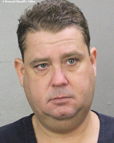 JERRY JOSEPH WINHOVEN fotografia del sheriff oficial del condado de Broward JERRY JOSEPH WINHOVEN fotografia del sheriff oficial del condado de Broward