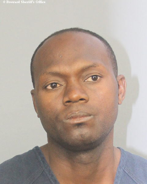  FRISNEL BELANGIE fotografia del sheriff oficial del condado de Broward