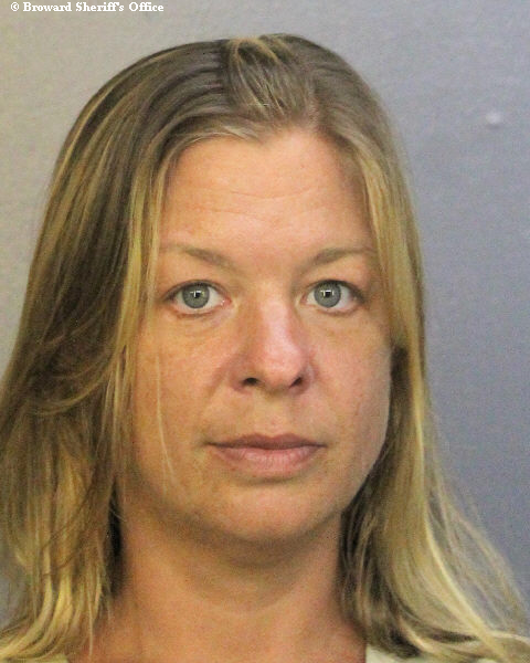  MAURA RYAN PEREZ fotografia del sheriff oficial del condado de Broward