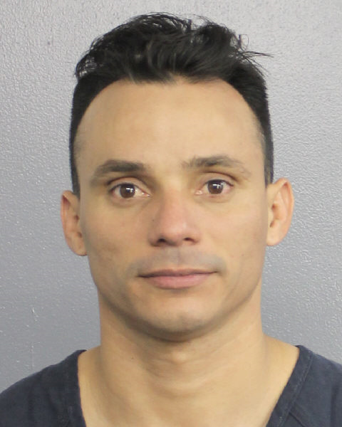 MATOS YUMER SARMIENTO fotografia del sheriff oficial del condado de Broward MATOS YUMER SARMIENTO fotografia del sheriff oficial del condado de Broward