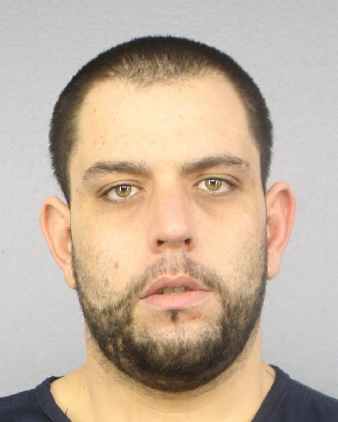  YVES MAURICIO RIQUER POLIN fotografia del sheriff oficial del condado de Broward