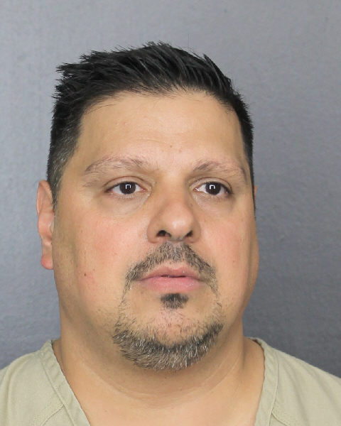  ROBERT CARO fotografia del sheriff oficial del condado de Broward