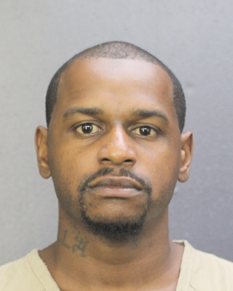  MOHAMMAD ANFAS HAZURI fotografia del sheriff oficial del condado de Broward