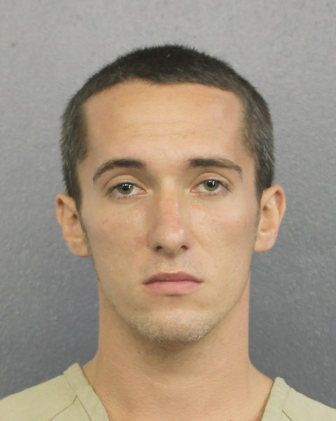BRANDON ABBEY fotografia del sheriff oficial del condado de Broward BRANDON ABBEY fotografia del sheriff oficial del condado de Broward