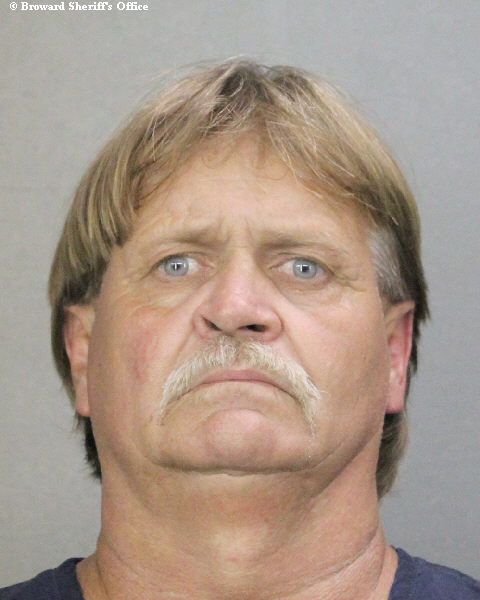 DOUGLAS PETERSON fotografia del sheriff oficial del condado de Broward DOUGLAS PETERSON fotografia del sheriff oficial del condado de Broward