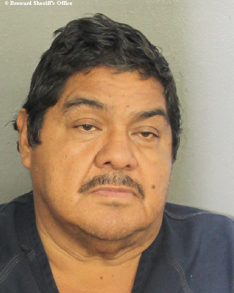  MARIO TORRES fotografia del sheriff oficial del condado de Broward