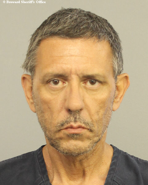  ROBERTO TORRE SARMIENTO fotografia del sheriff oficial del condado de Broward