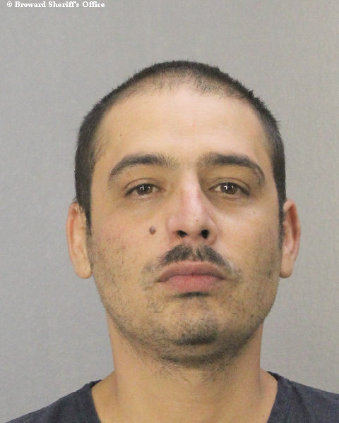  LUIS QUINONES fotografia del sheriff oficial del condado de Broward