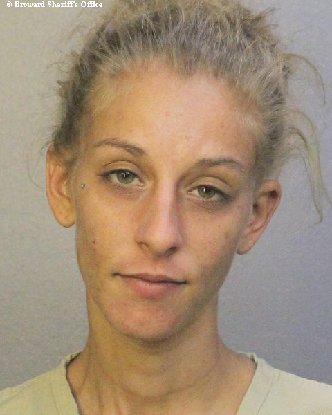  KIANA SHANTILLY LARAE BELLETZ fotografia del sheriff oficial del condado de Broward