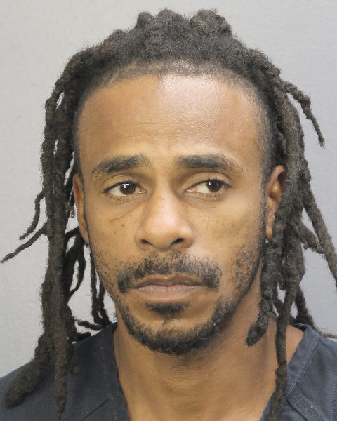  LAZARO QUINTERO fotografia del sheriff oficial del condado de Broward