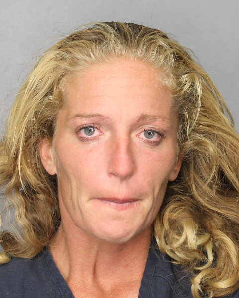  ASHLYN GRAETZ LEONARD fotografia del sheriff oficial del condado de Broward