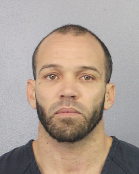  GENDRYS SANCHEZ fotografia del sheriff oficial del condado de Broward