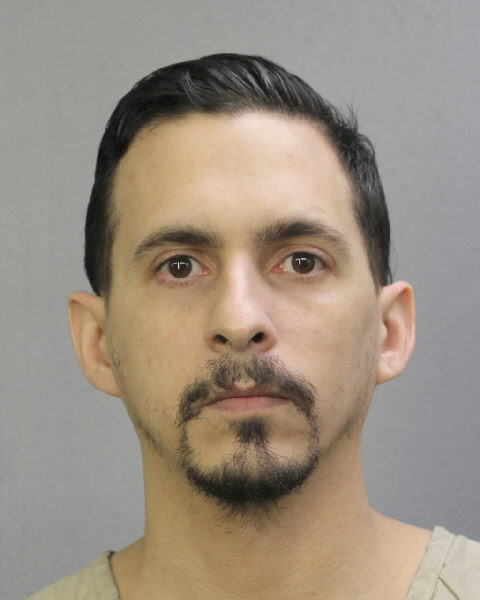  EREN VADILLO fotografia del sheriff oficial del condado de Broward