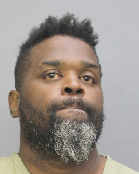 CURTIS LEE J PLUMMER fotografia del sheriff oficial del condado de Broward CURTIS LEE J PLUMMER fotografia del sheriff oficial del condado de Broward