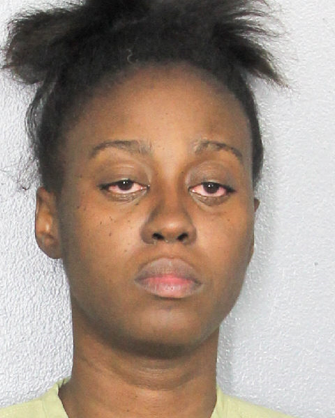  CRYSTAL ADAMS fotografia del sheriff oficial del condado de Broward