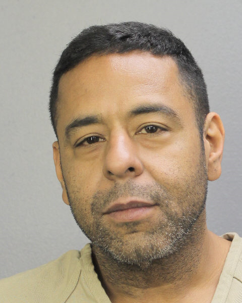  JAVIER COLON fotografia del sheriff oficial del condado de Broward