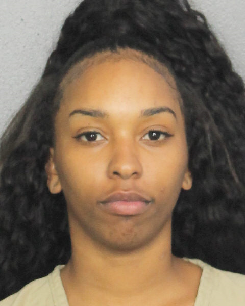  KHANDI MARIE PARROTT Photo