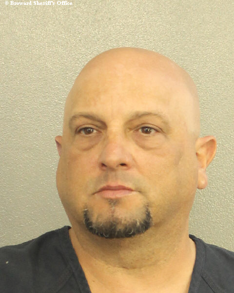  ANGEL JAVIER PORTIELESPEREZ fotografia del sheriff oficial del condado de Broward