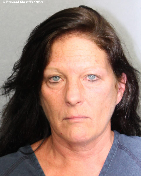 NANCY LAUREN MCKAY fotografia del sheriff oficial del condado de Broward NANCY LAUREN MCKAY fotografia del sheriff oficial del condado de Broward