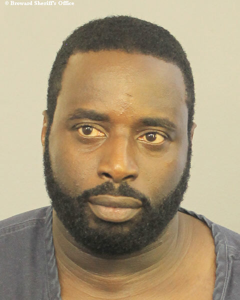  CARDINAL EFRAIN CUMBERBATCH fotografia del sheriff oficial del condado de Broward
