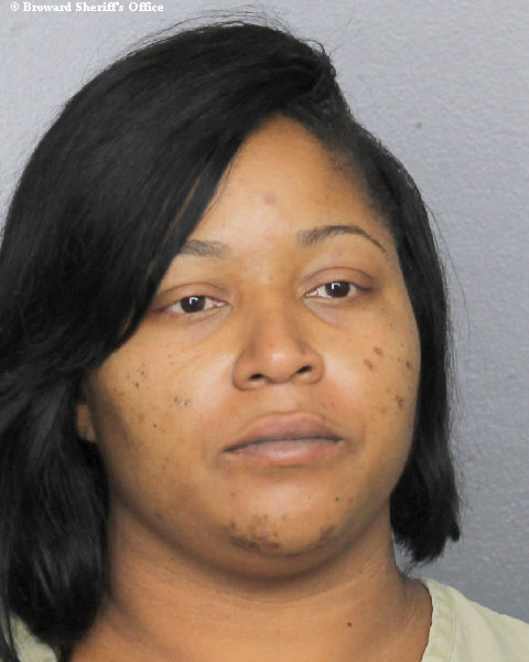 KRYSTAL NICHOLE THOMAS fotografia del sheriff oficial del condado de Broward KRYSTAL NICHOLE THOMAS fotografia del sheriff oficial del condado de Broward