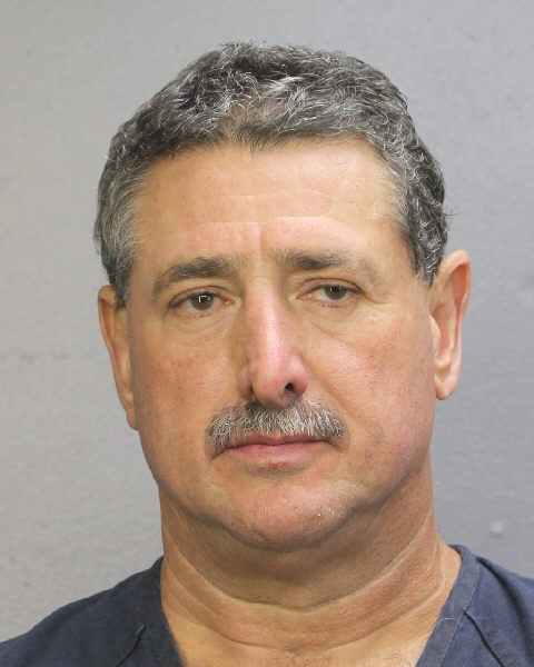 CHARLES CARMIN PELLITTERI fotografia del sheriff oficial del condado de Broward CHARLES CARMIN PELLITTERI fotografia del sheriff oficial del condado de Broward